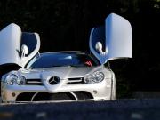 image_0-MERCEDES Mc LarenSLR - 2005
