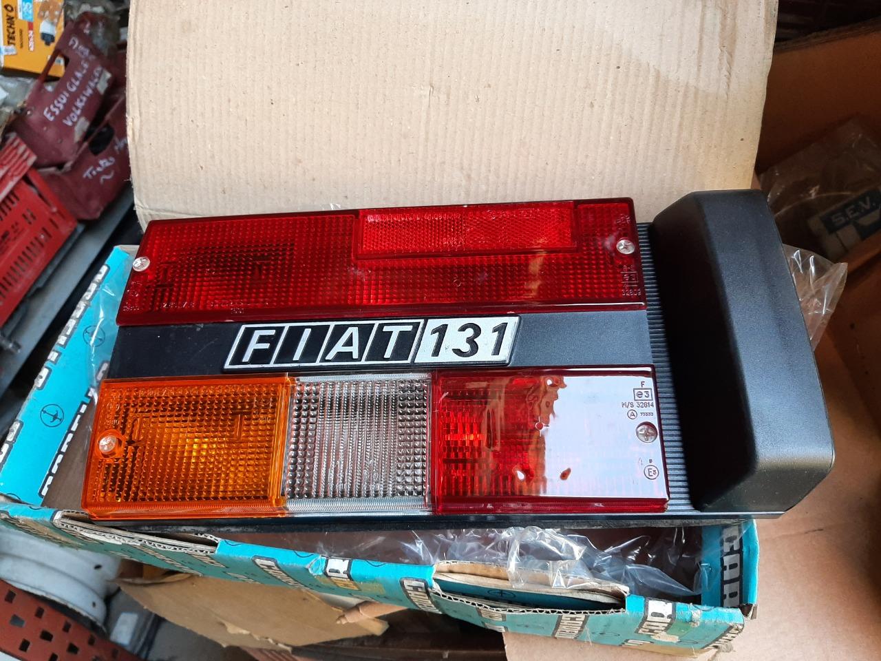 Feux AR FIAT 131 LesAnciennes.com