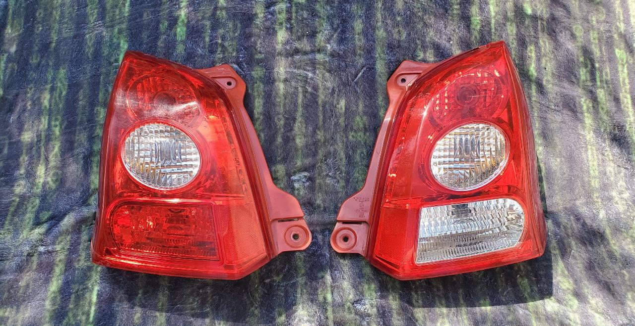 Feu arr D & G SUZUKI ALTO 2008-2011 ou NISSAN PIXO LesAnciennes.com