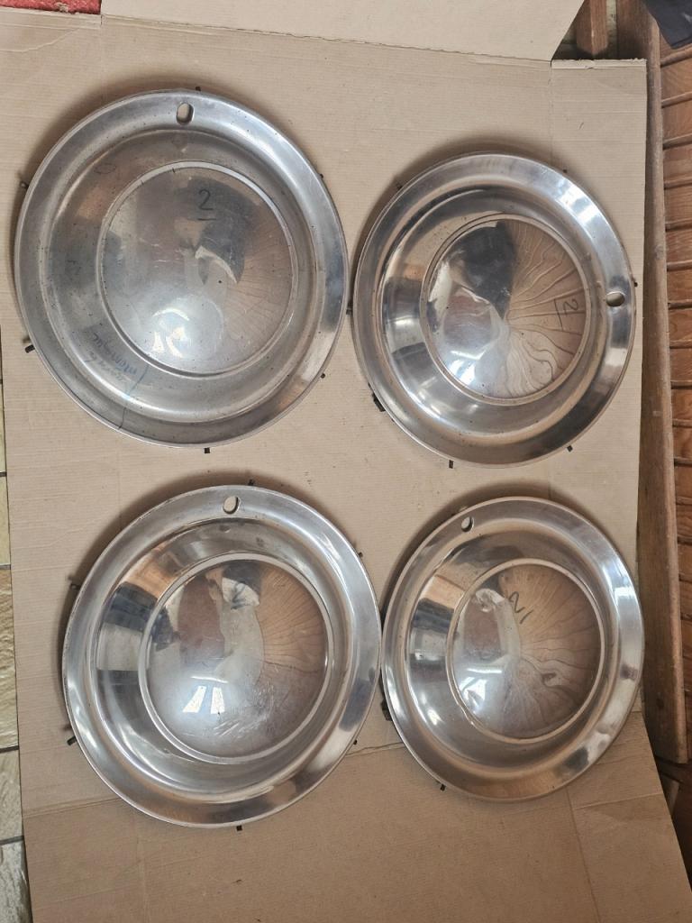 Enjoliveur CITROEN DS LesAnciennes.com