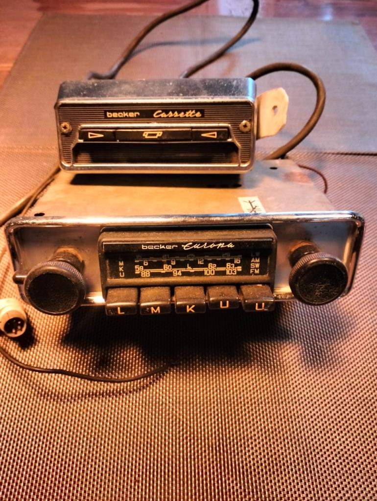 Combiné BECKER Europa LesAnciennes.com