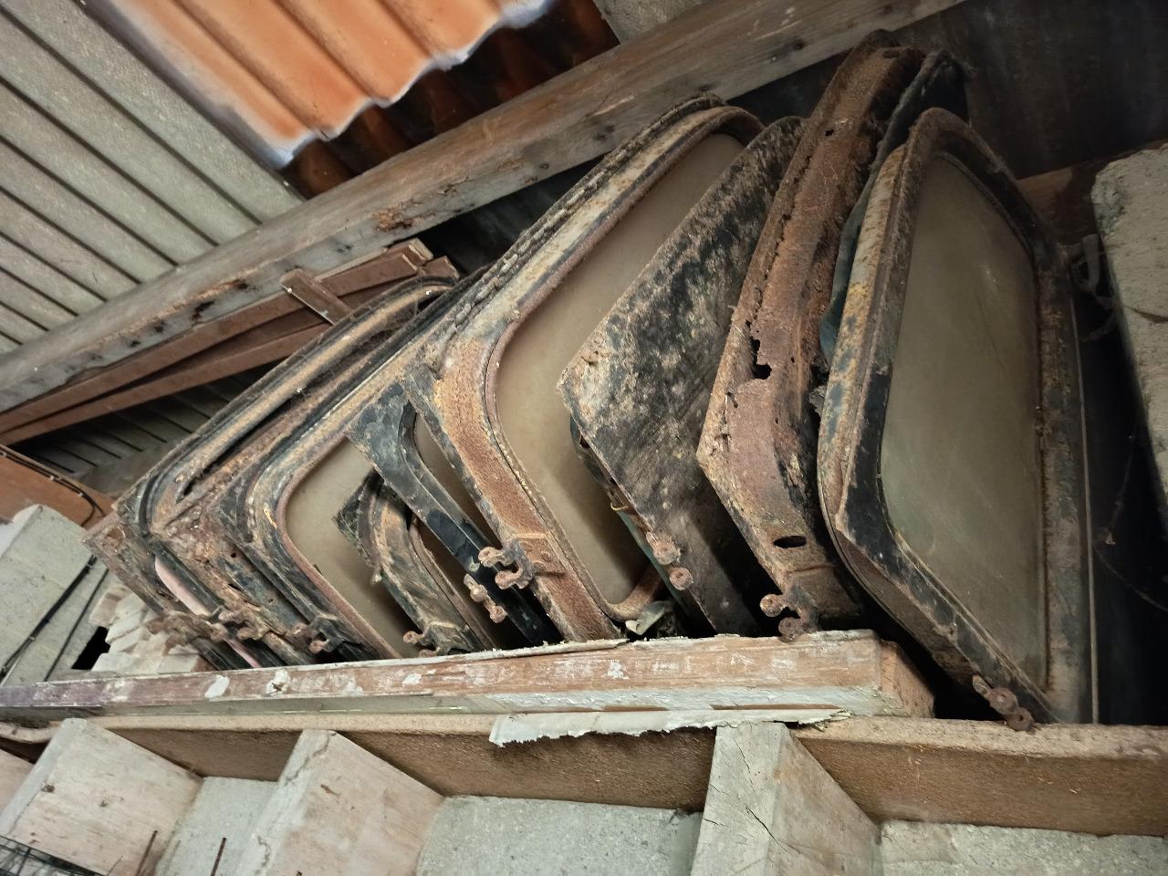 Portes CITROEN Traction 11 BL LesAnciennes.com