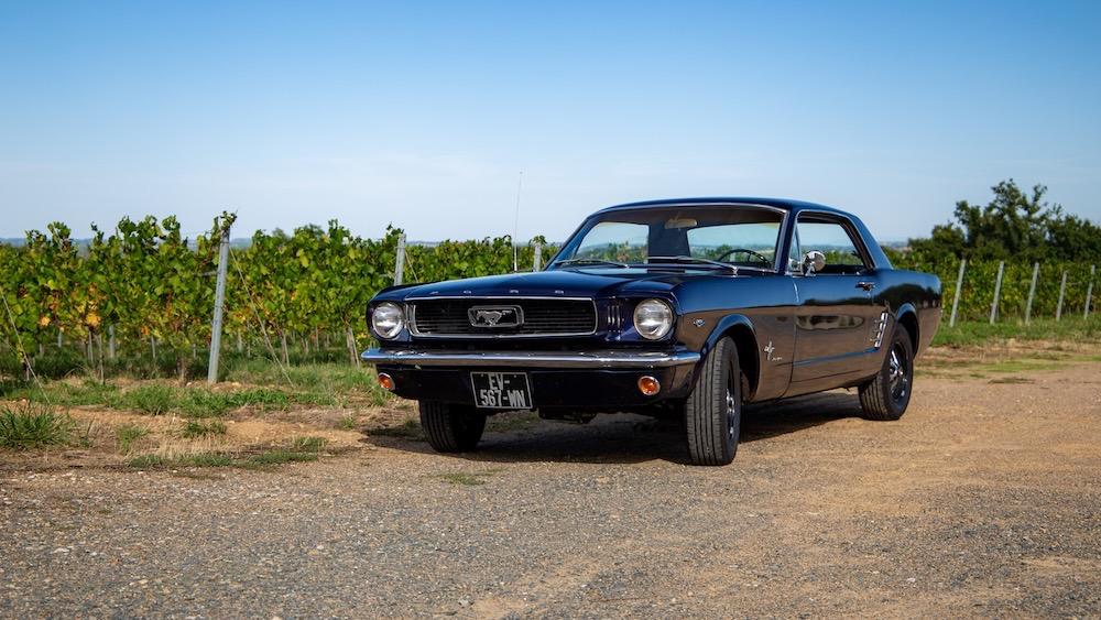 FORD Mustang Coupe - 1966 LesAnciennes.com