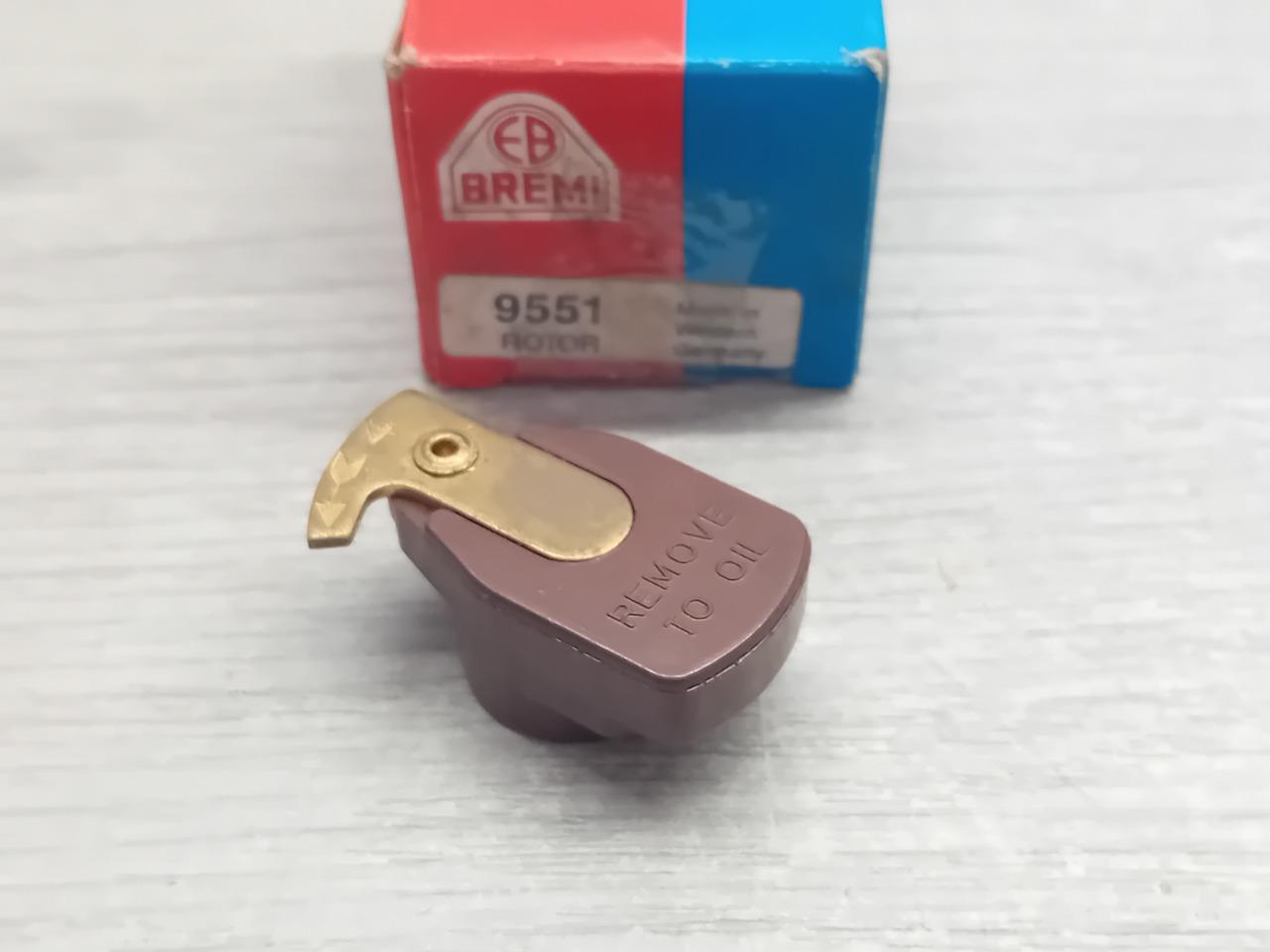 9551 – ROTOR DOIGT D’ALLUMAGE FORD ANGLIA CONSUL LesAnciennes.com