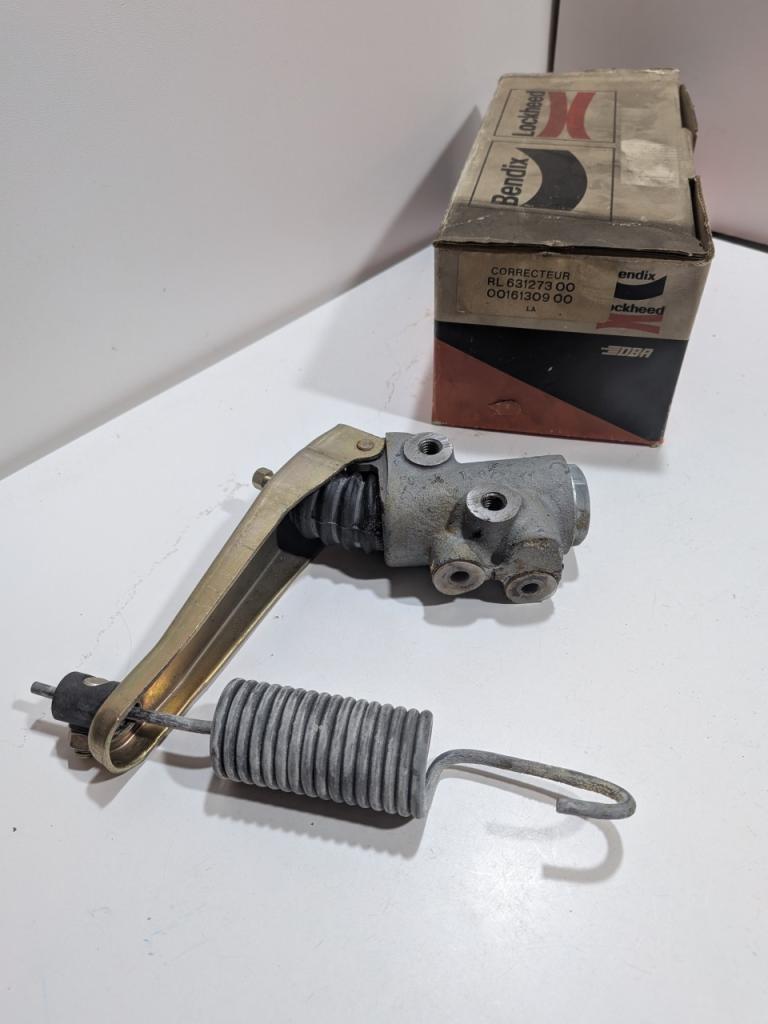Répartiteur freinage Talbot 160 160GT 180 1609 Neu LesAnciennes.com