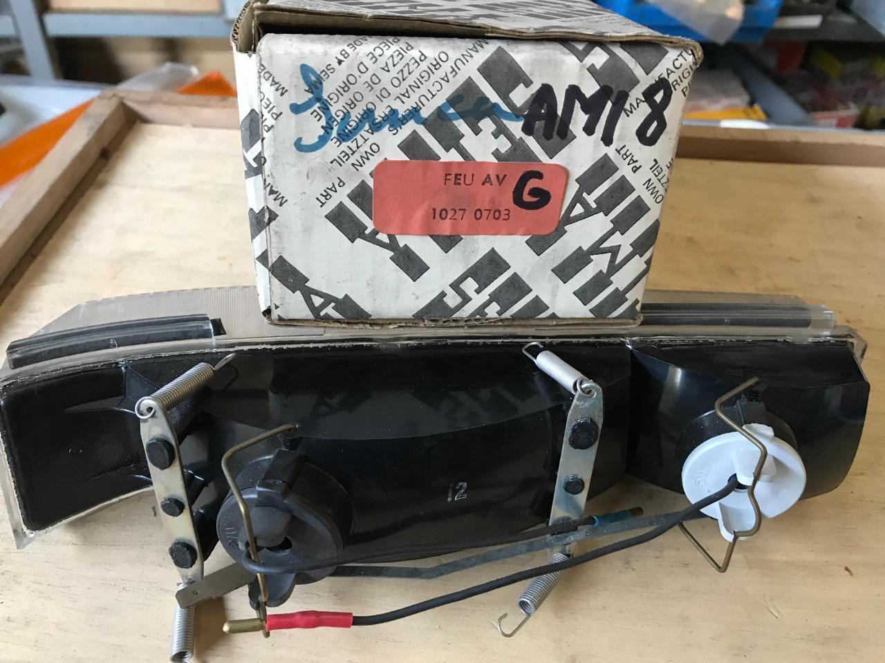 Feu avant gauche neuf CITROEN Ami 8 LesAnciennes.com