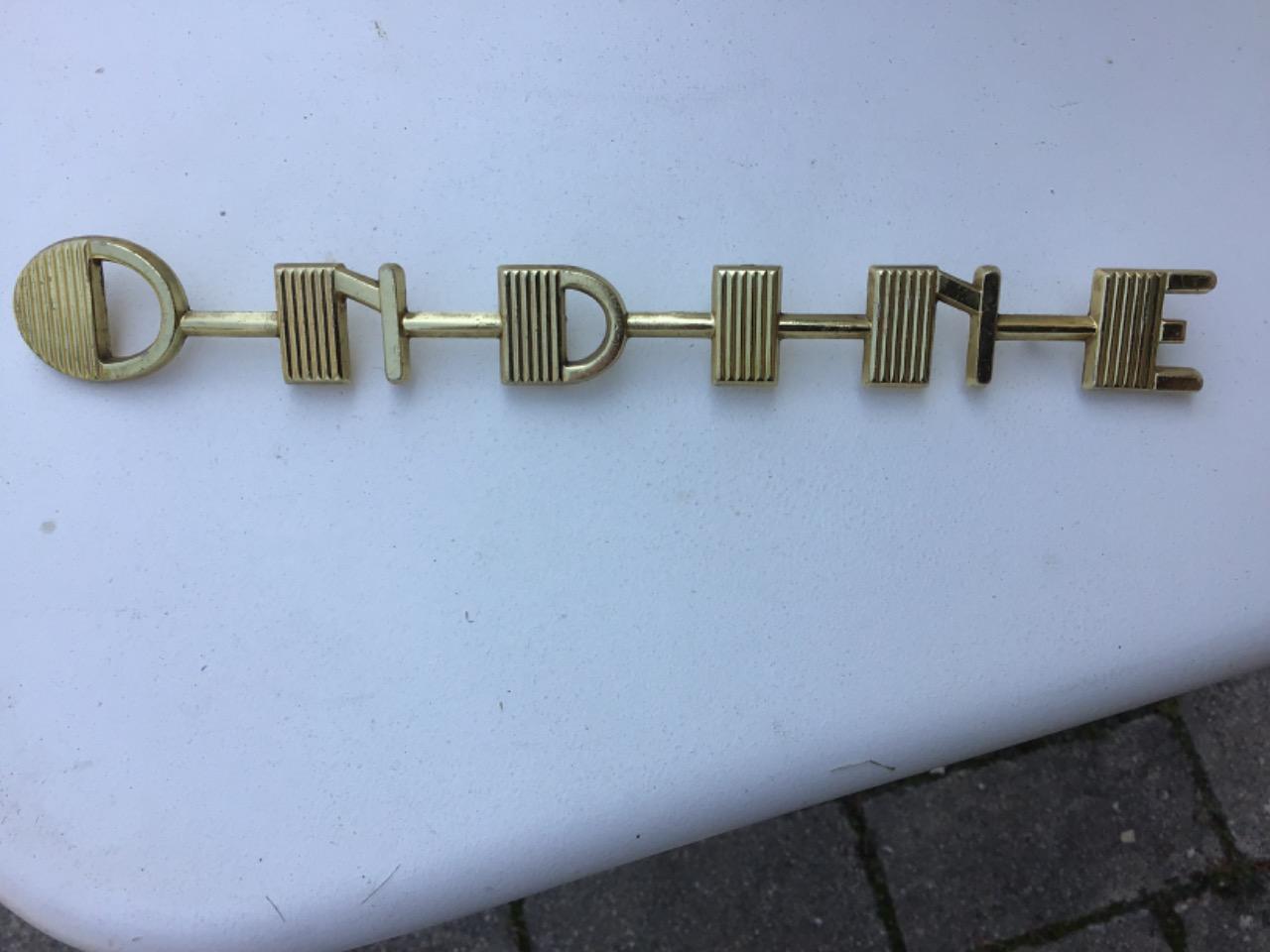 Monogramme RENAULT Ondine LesAnciennes.com