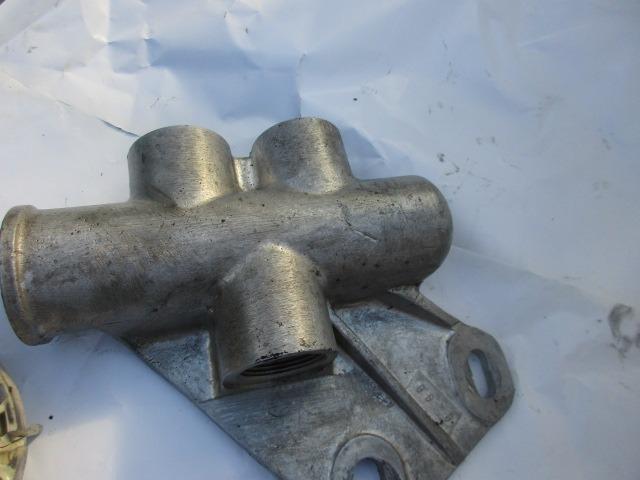 Corps de valve Ferrari F40 LesAnciennes.com