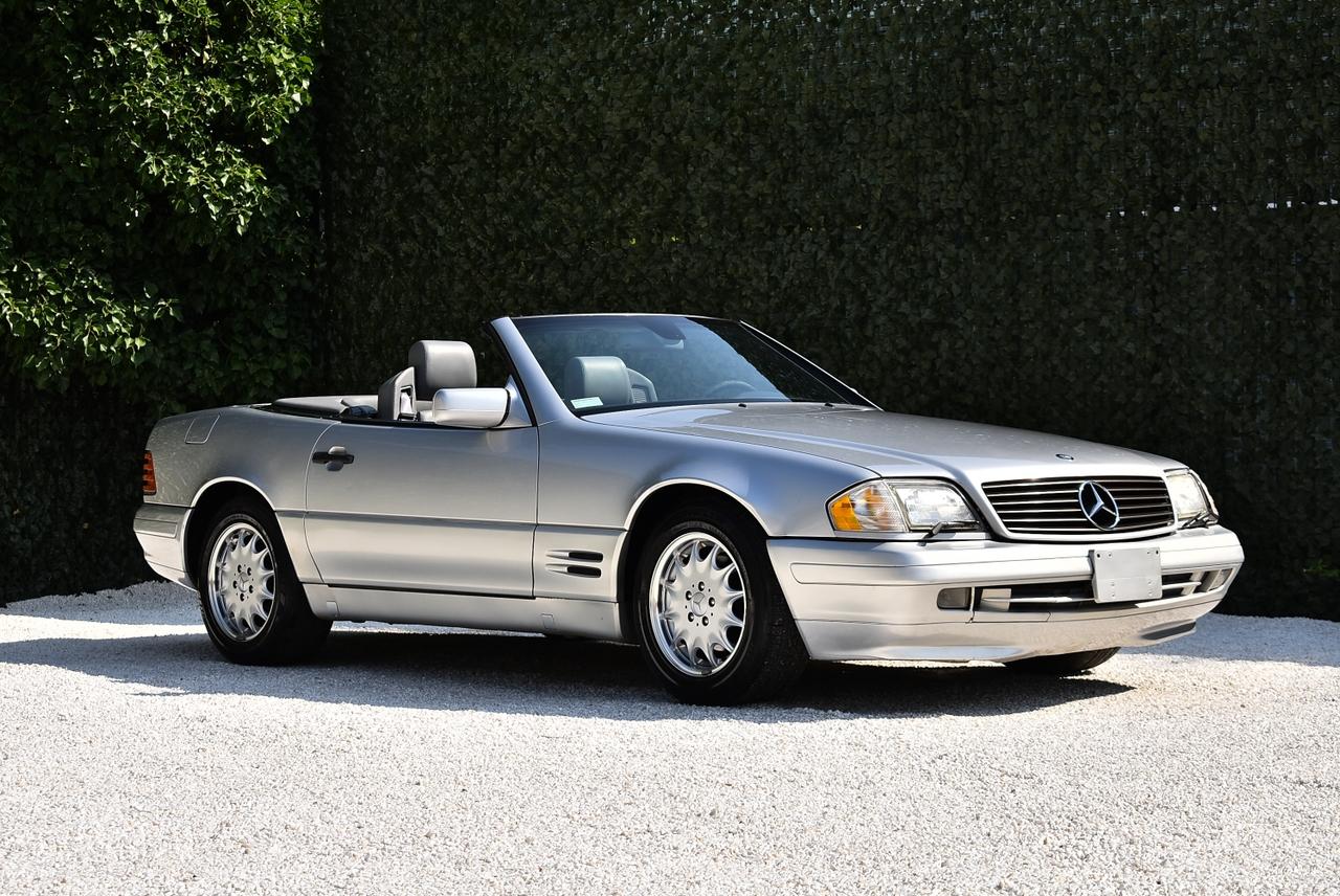 1998 Mercedes-Benz R129 SL500 Convertible 5,0L V8 LesAnciennes.com