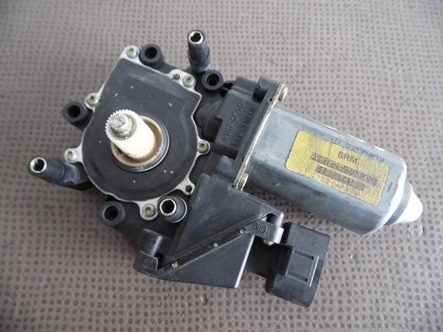 MOTEUR VITRE AVANT DROIT PORSCHE 996 CABRIOLET LesAnciennes.com