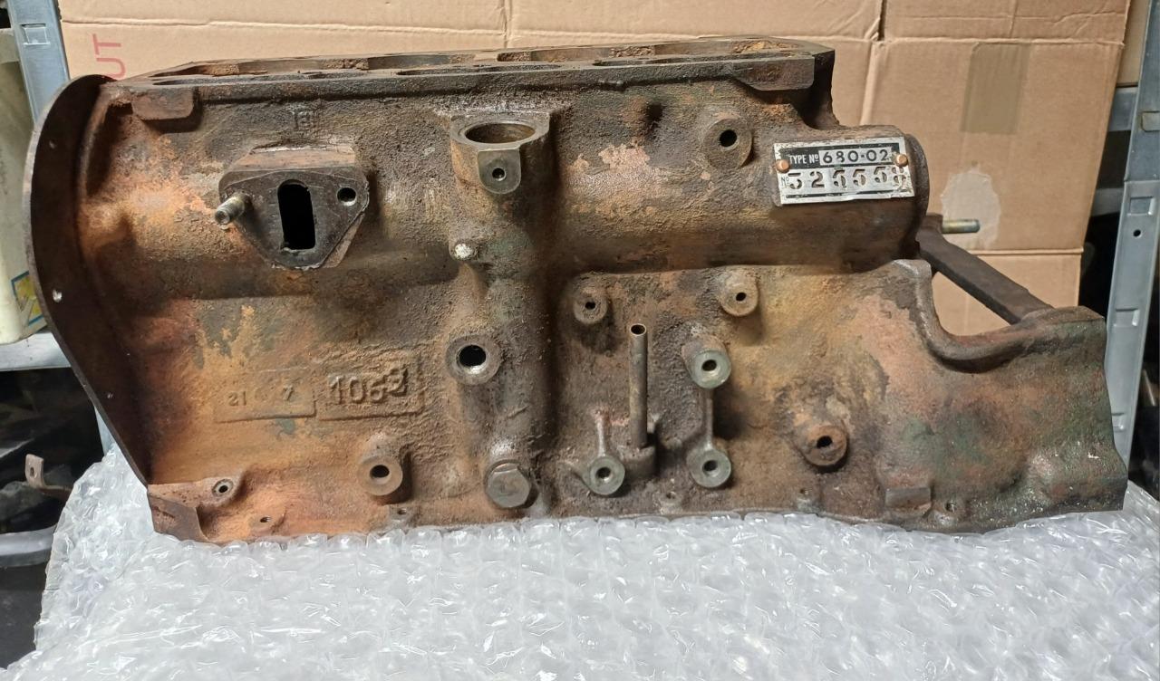 Bloc moteur RENAULT 4 (R4) SUPER LUXE LesAnciennes.com