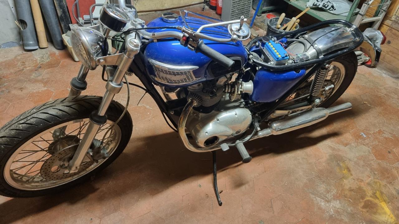 TRIUMPH Tiger 100 T100 - 1957 LesAnciennes.com