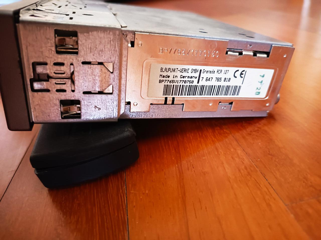 AUTO RADIO CASSETTES LesAnciennes.com