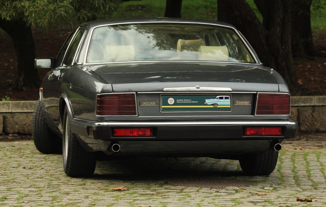 JAGUAR XJ40 3.2 Sovereign - 1992 LesAnciennes.com