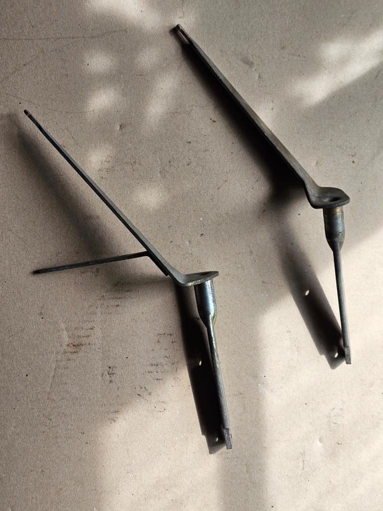Pièce commande phare CITROEN DS LesAnciennes.com