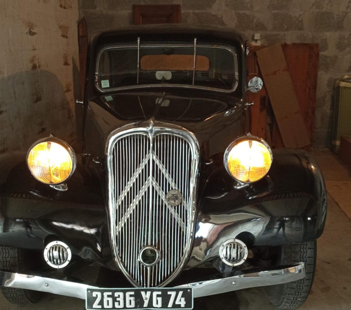 CITROEN Traction 11 BL - 1948 LesAnciennes.com