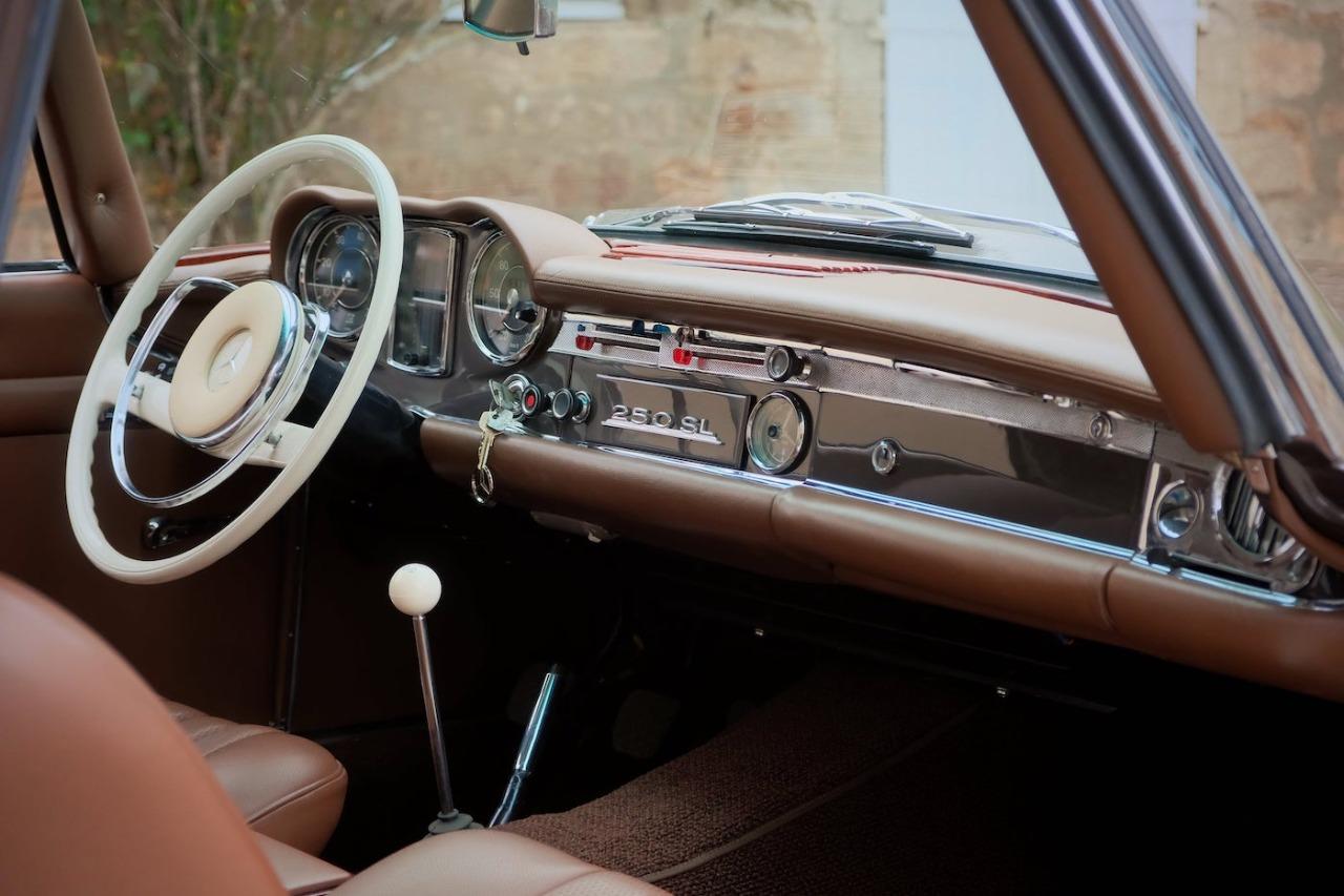 MERCEDES 250 SL - 1967 LesAnciennes.com