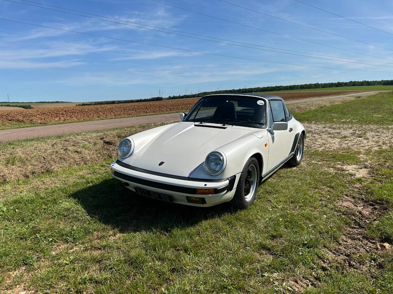PORSCHE 911 911 3.2 TARGA - 1983 LesAnciennes.com
