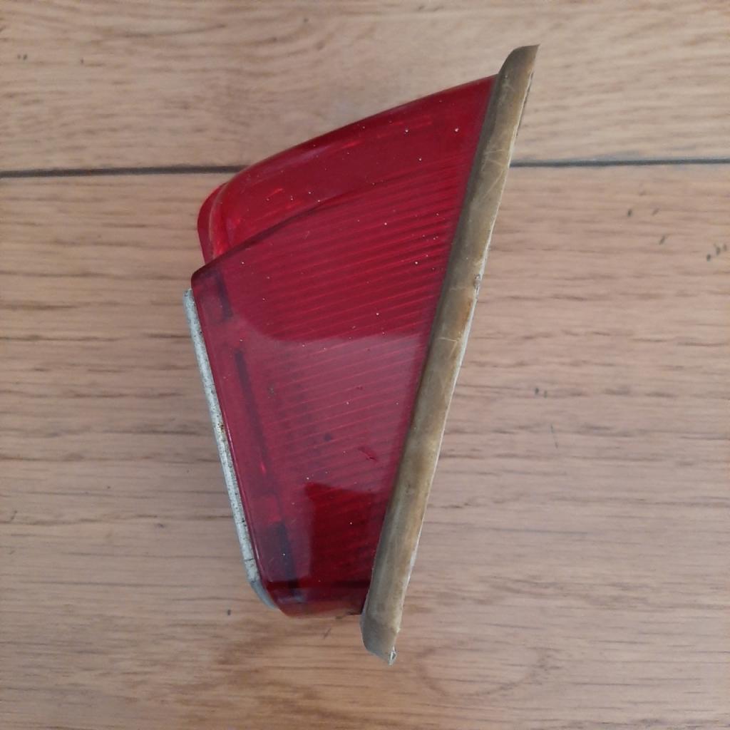 Cabochon CITROEN 2CV LesAnciennes.com