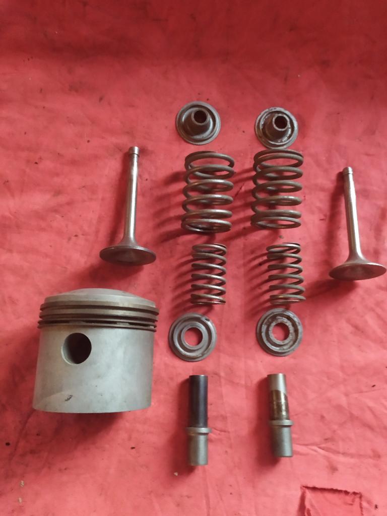 Pièces neuves BLACKBURN 350 culbuté LesAnciennes.com