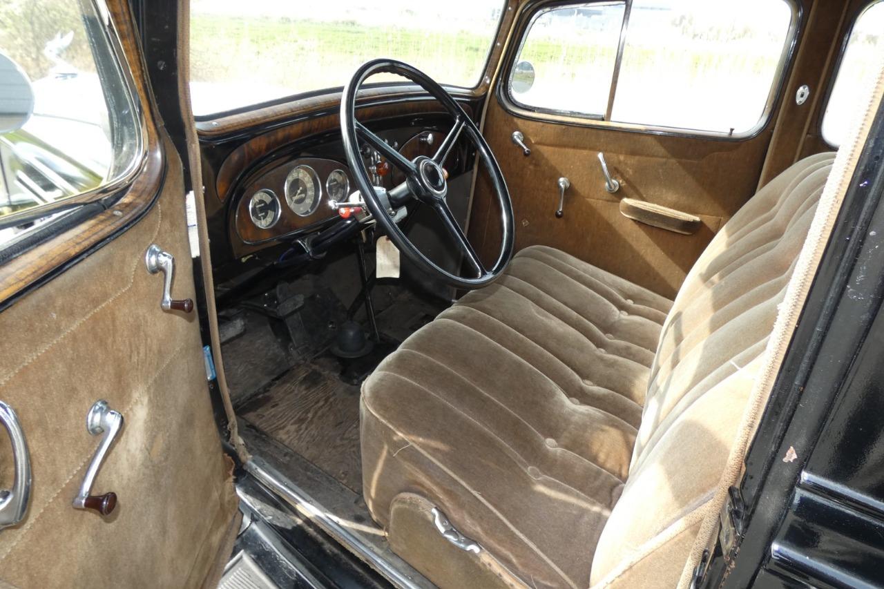 CHEVROLET Master Sedan - 1934 LesAnciennes.com