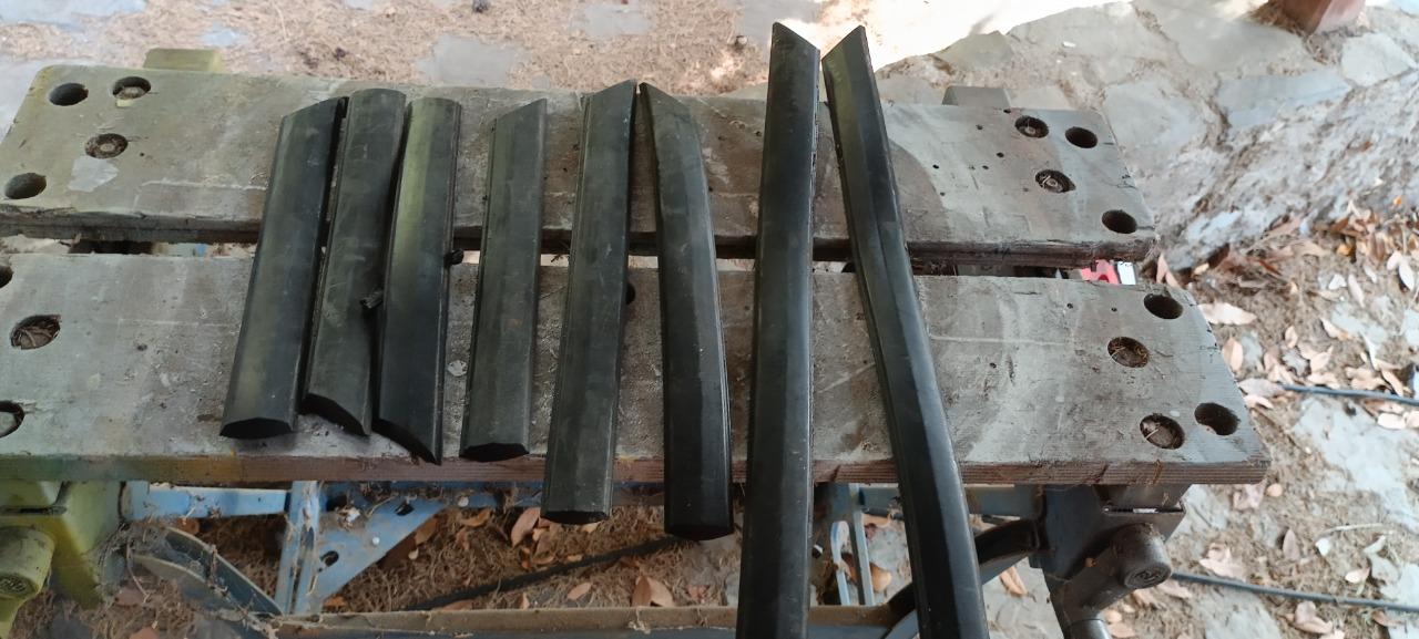 Lot baguettes MAZDA 323 Sporty LesAnciennes.com