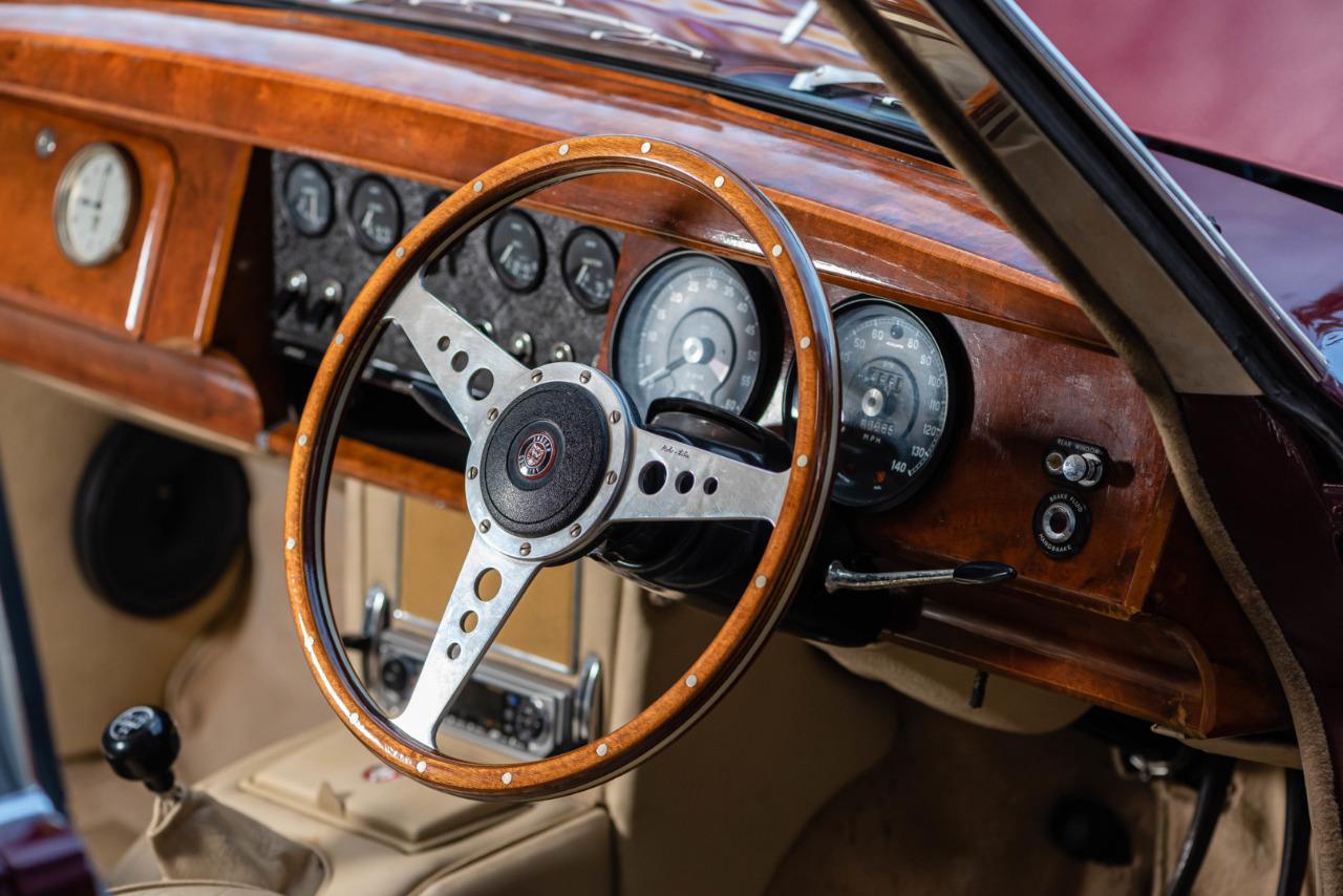 JAGUAR MK2 3.4L - 1967 LesAnciennes.com