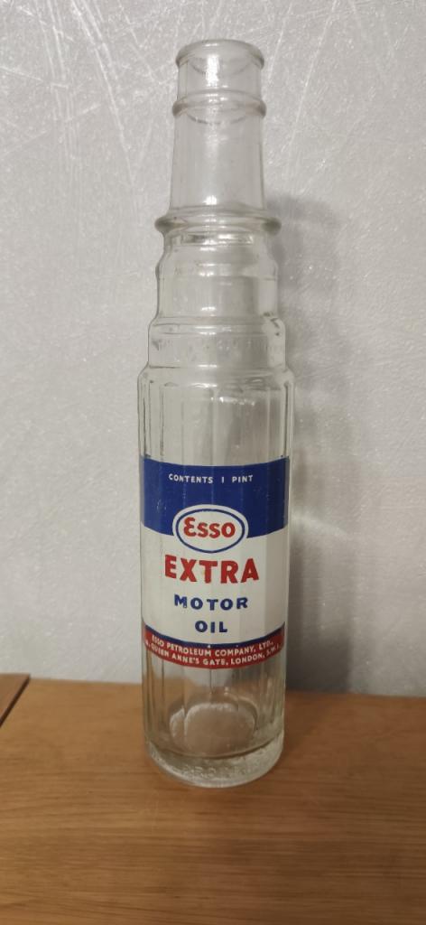 Bouteilles d'huile ESSO ESSOLUBE CASTROL LesAnciennes.com