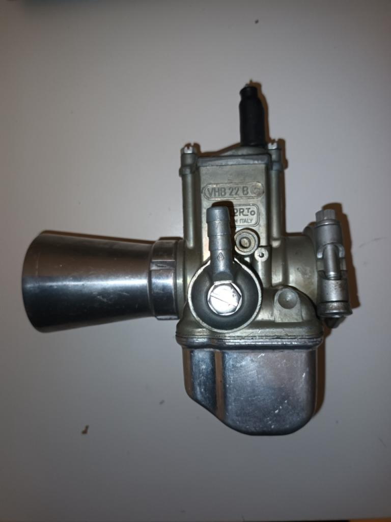 Carburateur DELLORTO VHB 22 BS VHB 22 BS LesAnciennes.com
