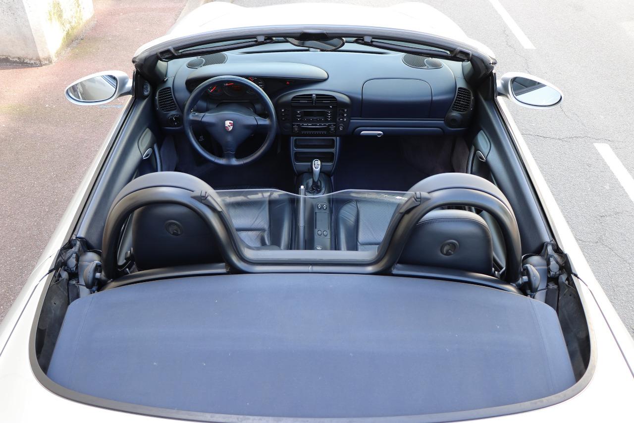 PORSCHE Boxster 2.7 - 2003 LesAnciennes.com