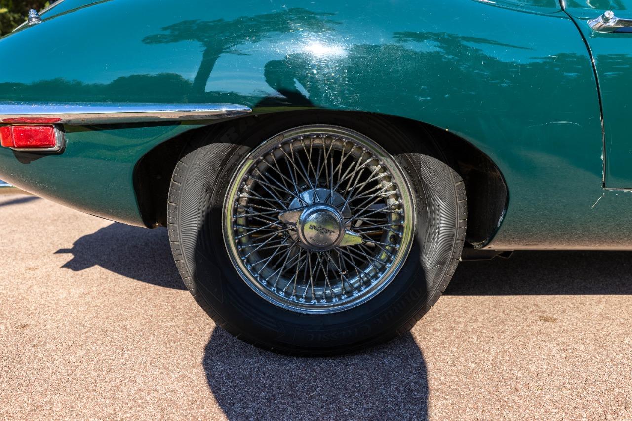 JAGUAR Type E Coupé - 1971 LesAnciennes.com