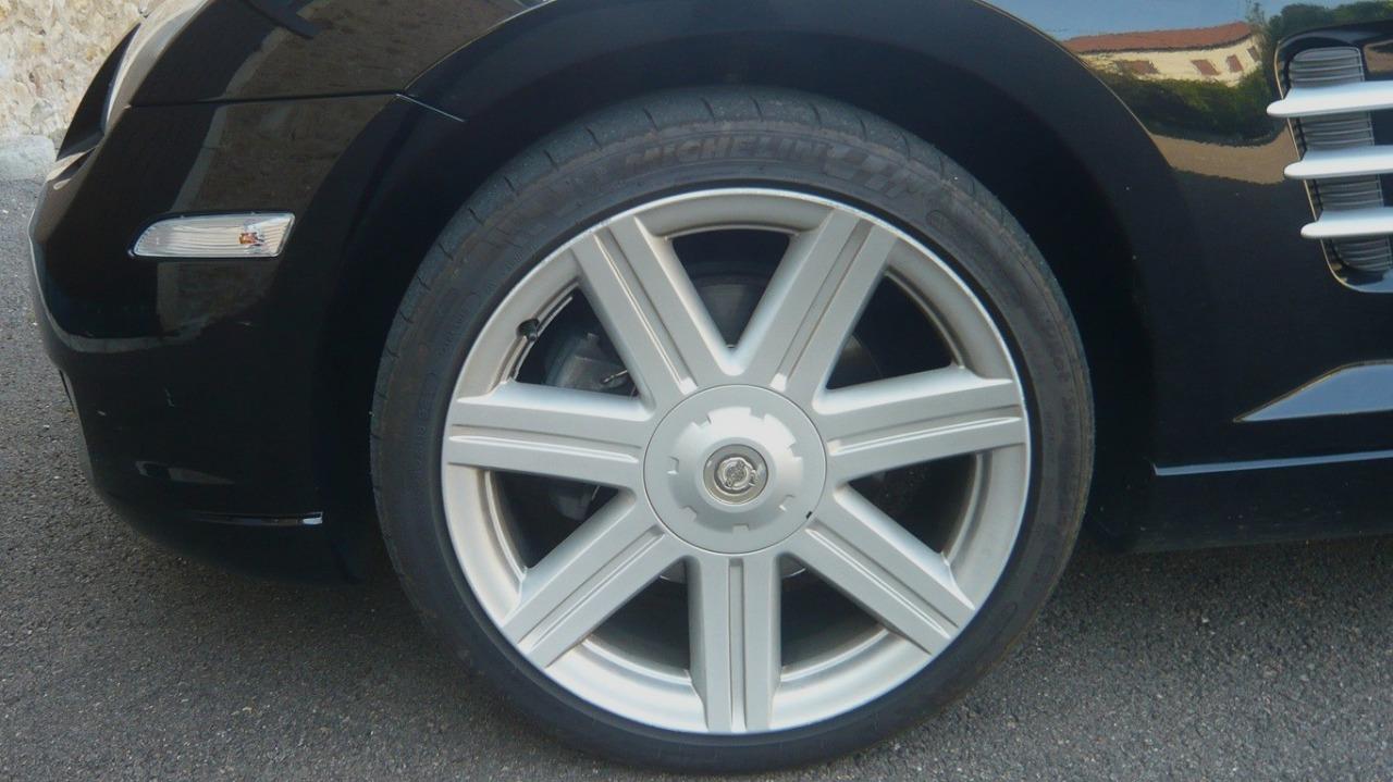 CHRYSLER Crossfire Roadster Limited Premium - 2004 LesAnciennes.com