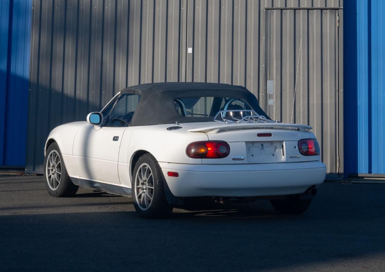 MAZDA MX-5 NA Cabriolet - 1994 LesAnciennes.com