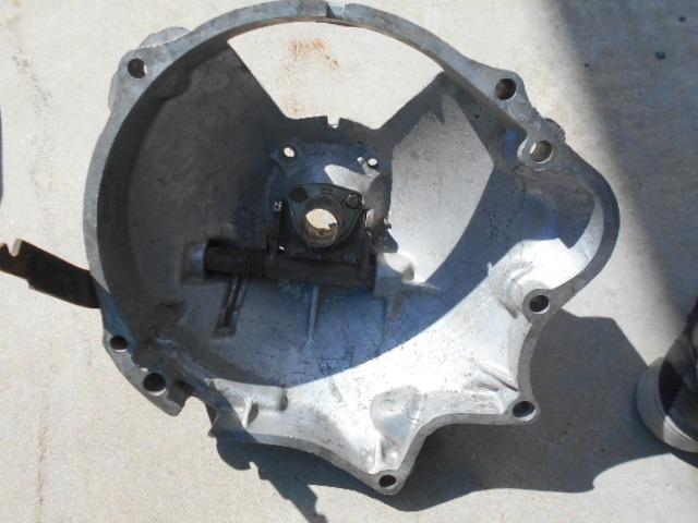 Cloche d embrayage Porsche 924 LesAnciennes.com