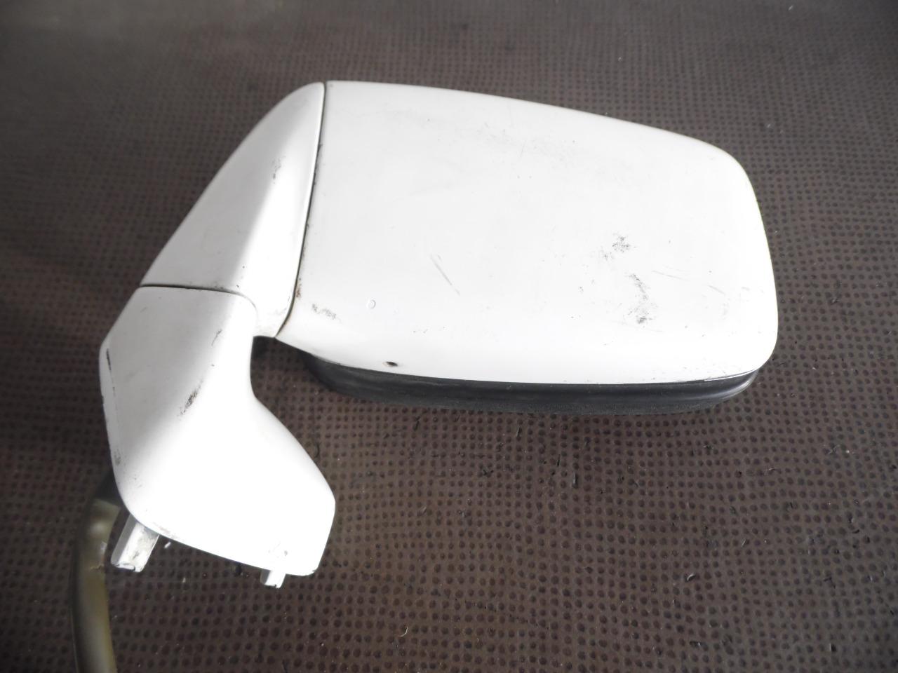 Retroviseur gauche PORSCHE 944 LesAnciennes.com