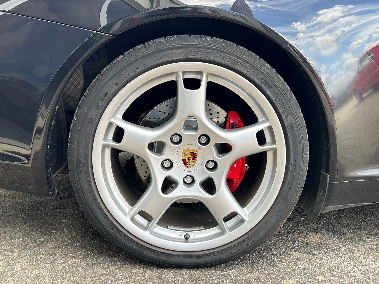 PORSCHE 911 997 CARRERA S - 2005 LesAnciennes.com