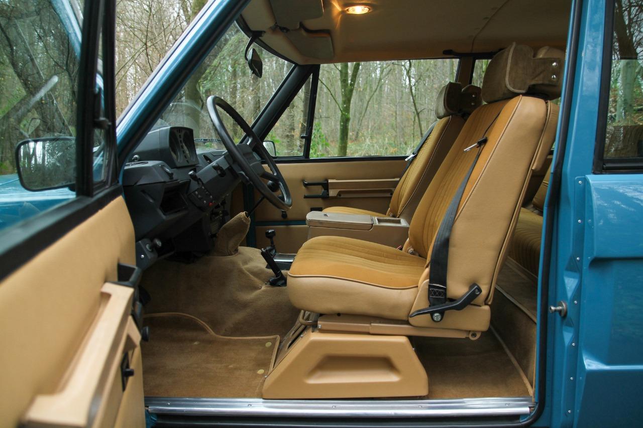 LAND ROVER Range Rover Suffix F - Restauré - 1979 LesAnciennes.com