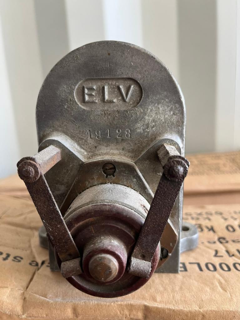 Magnéto ELV pour moto LesAnciennes.com