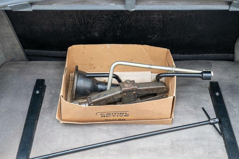 CITROEN Traction 11 BL (Belge) - 1950 LesAnciennes.com