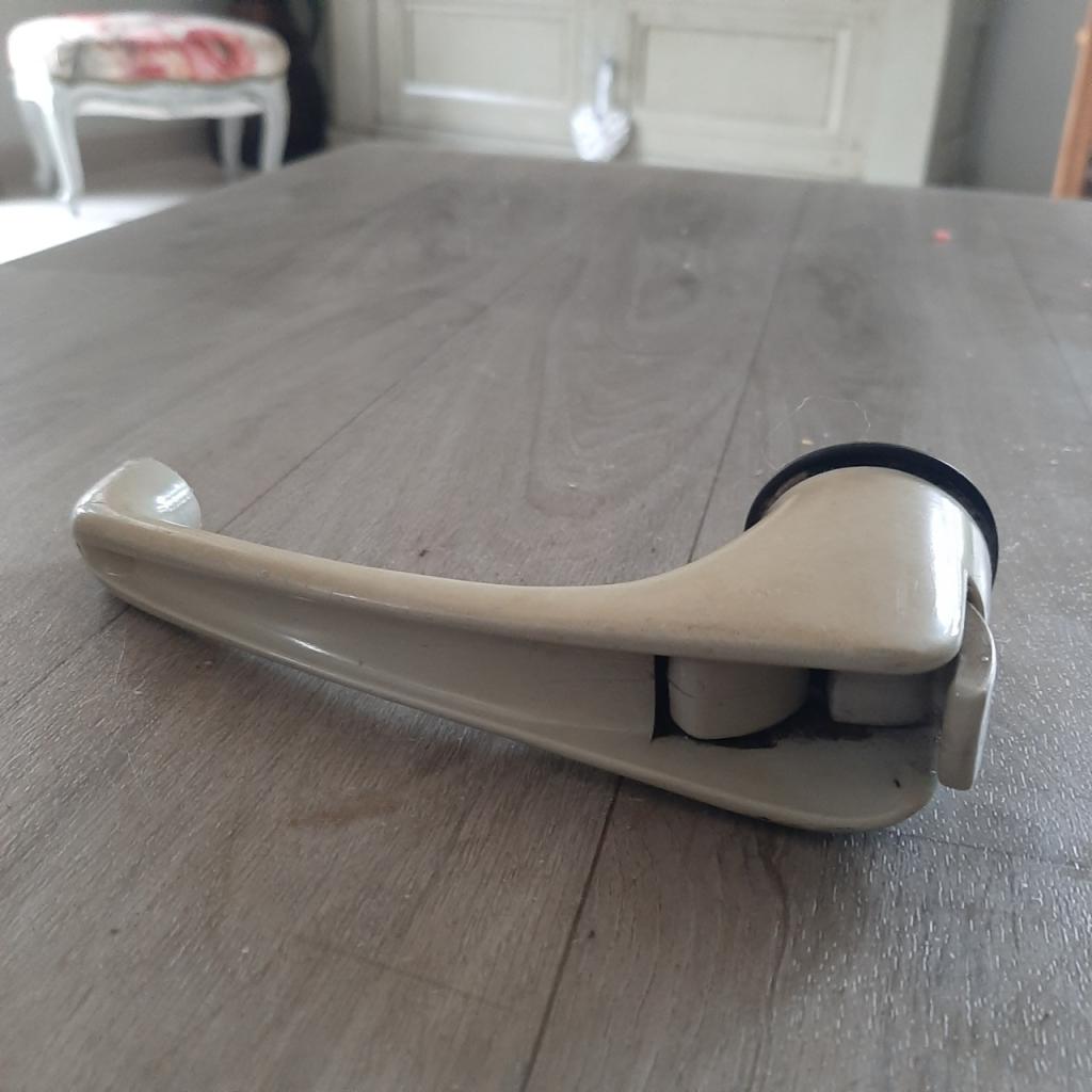 Poignée de porte interieur citroen ds ami 6 LesAnciennes.com