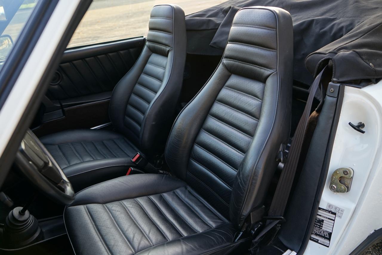 PORSCHE 911 SC 3.0 Cabriolet - 1983 LesAnciennes.com