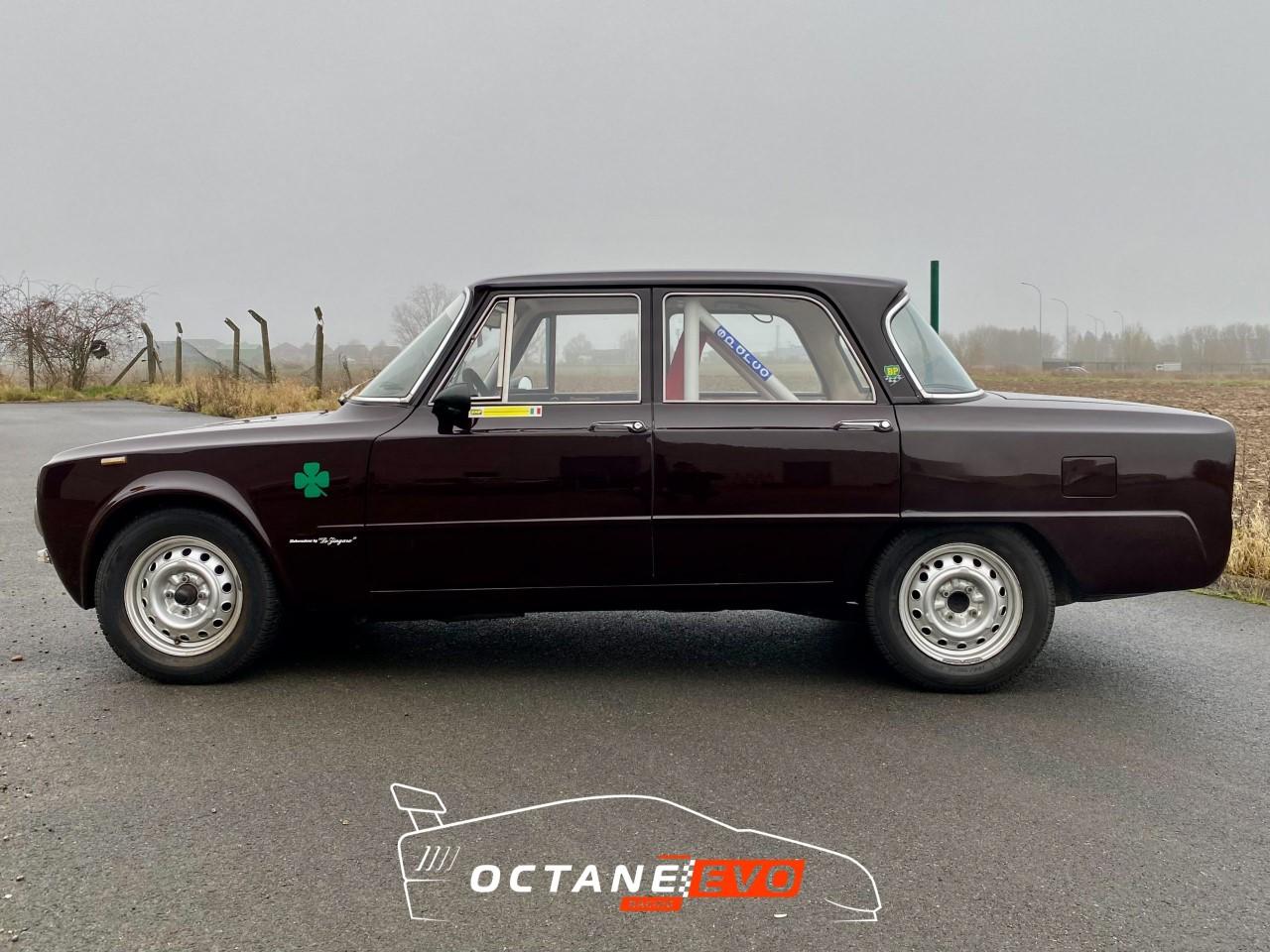 ALFA ROMEO Giulia 1.3 Super - 1971 LesAnciennes.com