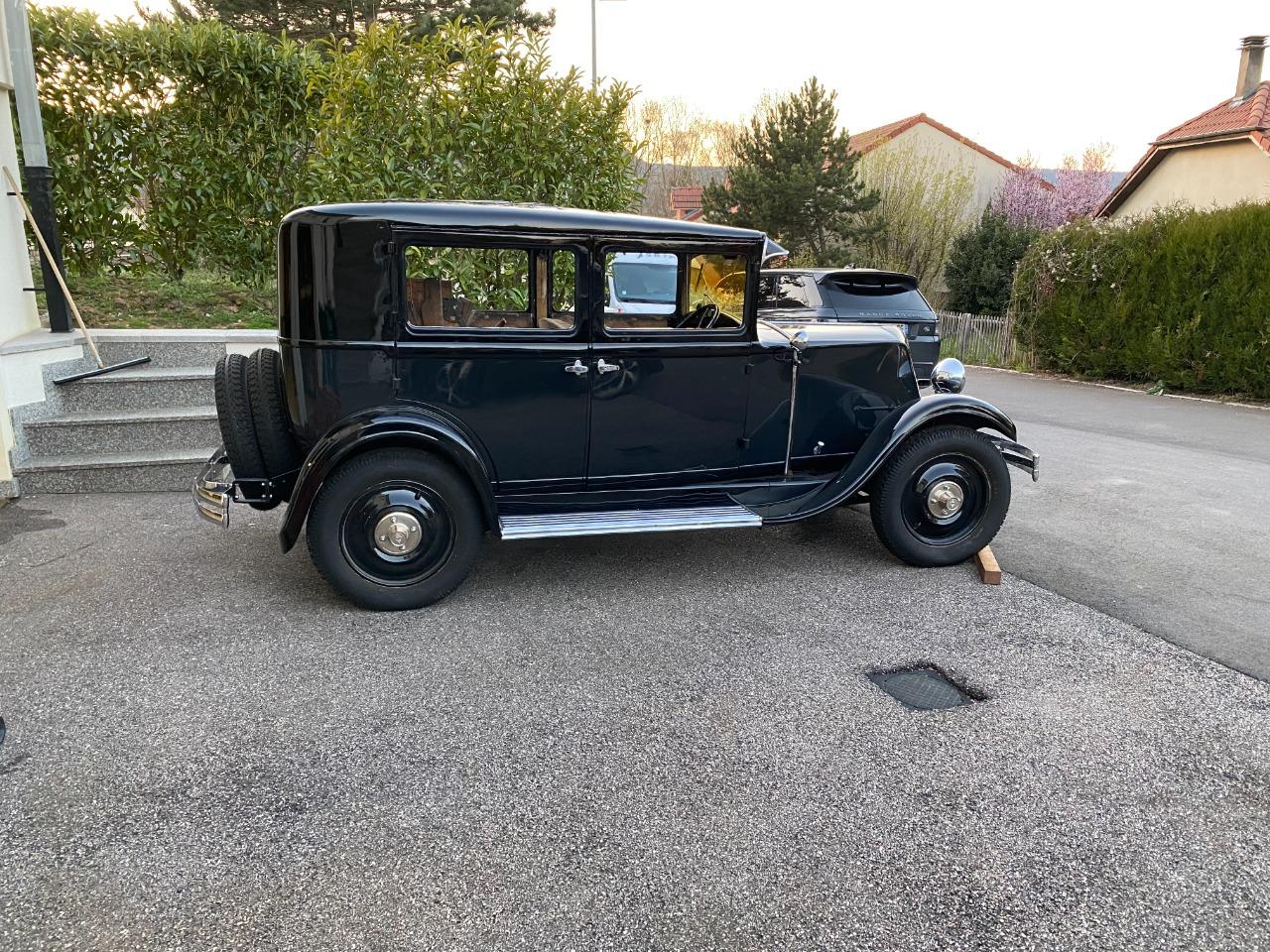 RENAULT MONA STELLA RY2 - 1930 LesAnciennes.com