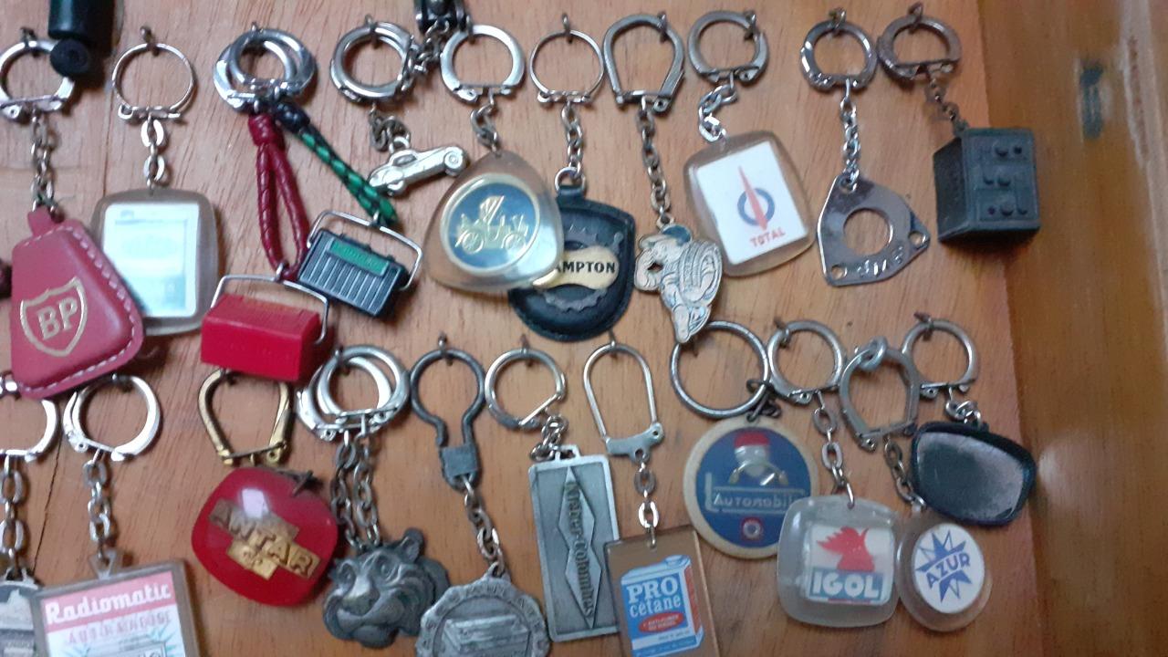 Porte-clés accessoires voitures années 50/70 LesAnciennes.com