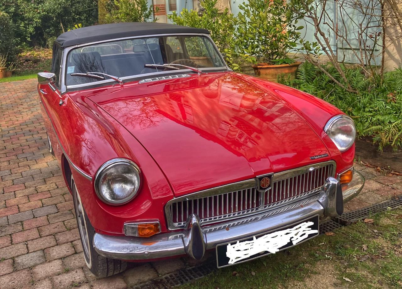 MG MGB 3 - 1972 LesAnciennes.com