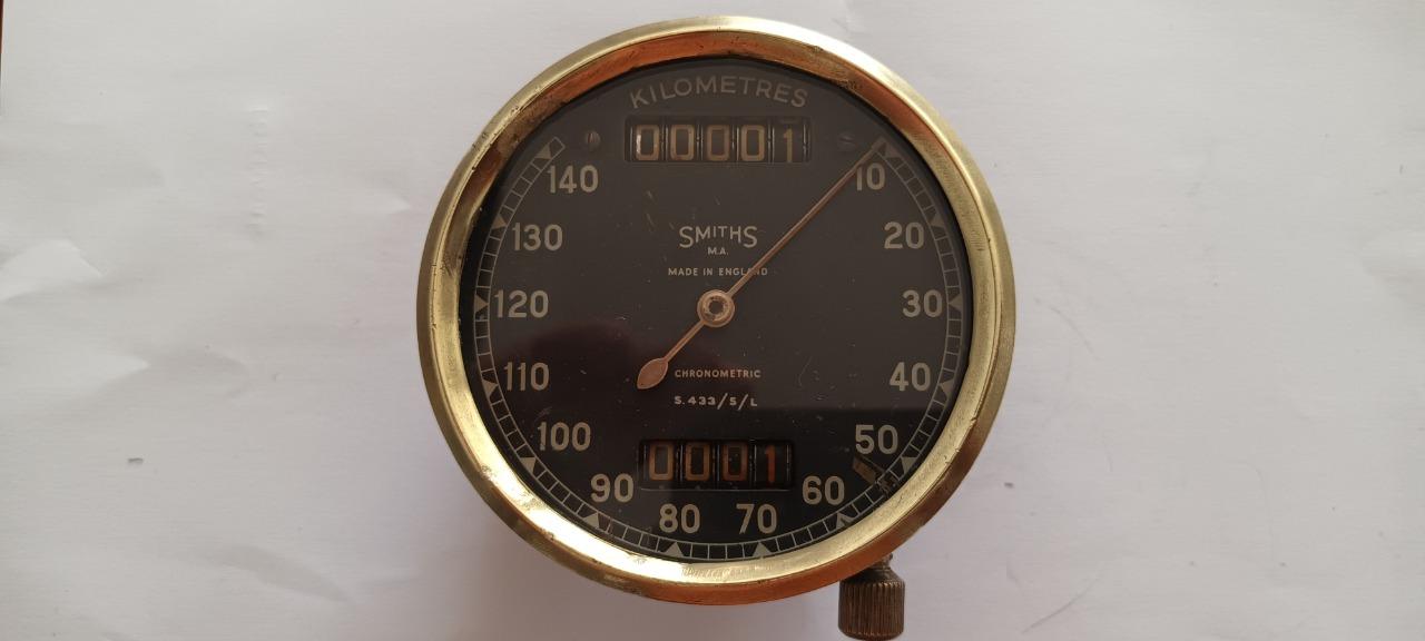 COMPTEUR COMPTEUR SMITHS Chronometric LesAnciennes.com