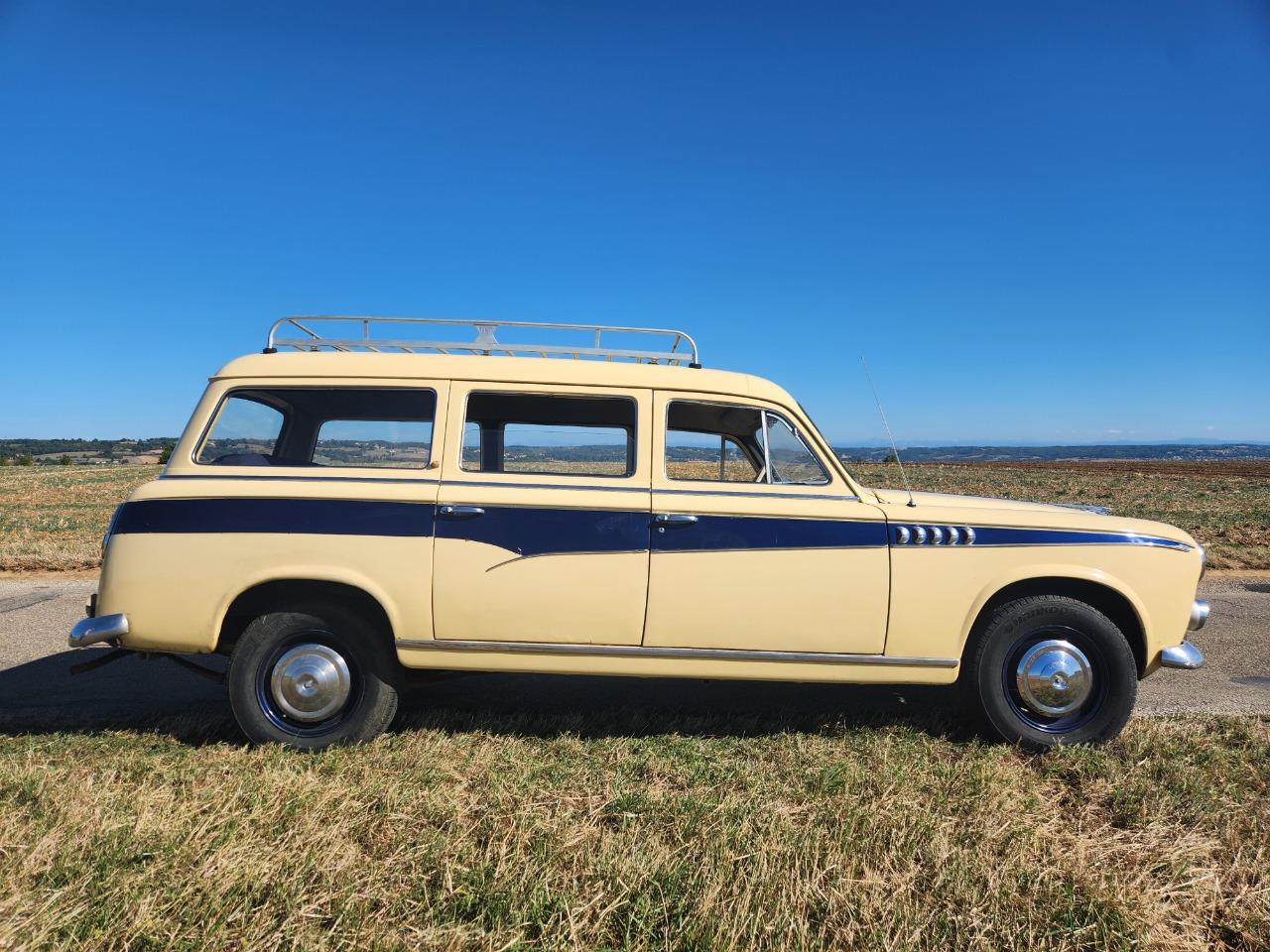 PEUGEOT 403 familiale - 1959 LesAnciennes.com