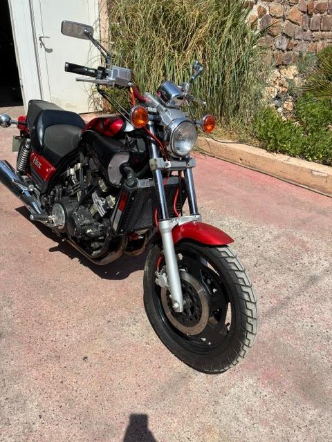 YAMAHA VMAX 1200 - 1991 LesAnciennes.com