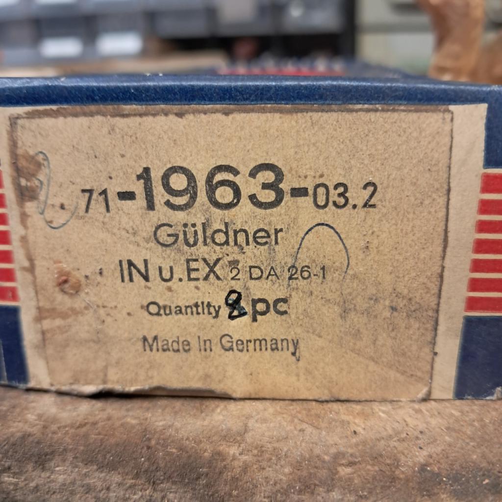 2 soupapes GULDNER 2DA 38x8,9 long 158,7mm LesAnciennes.com