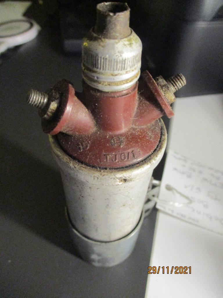 Bobine allumage BOSCH 6 Volts LesAnciennes.com